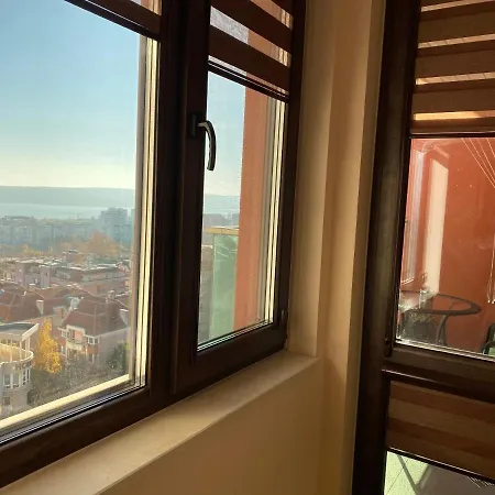 Apartmán Breathtaking Sea View Varna